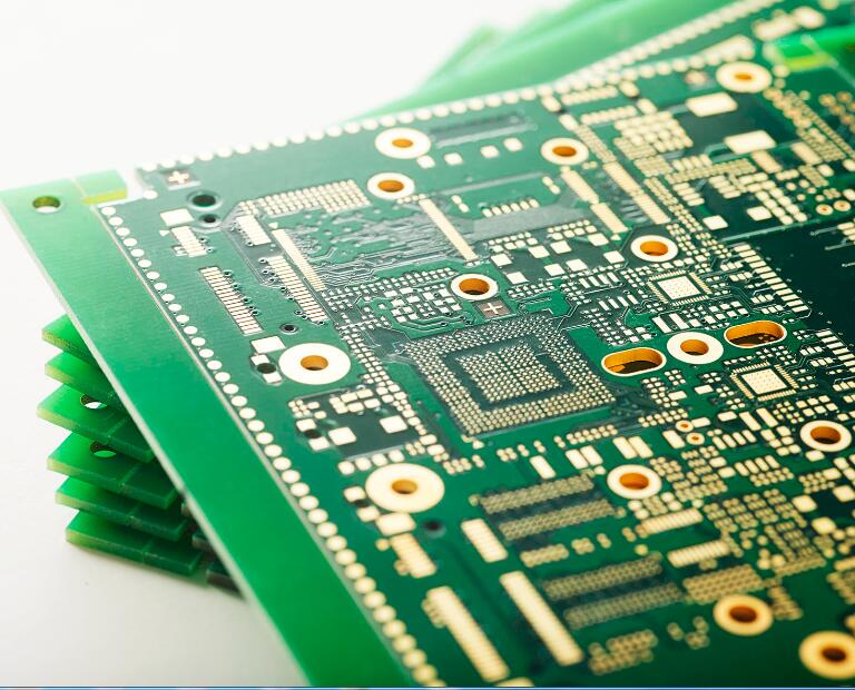 車(chē)載導(dǎo)航GPS PCB 線(xiàn)路板