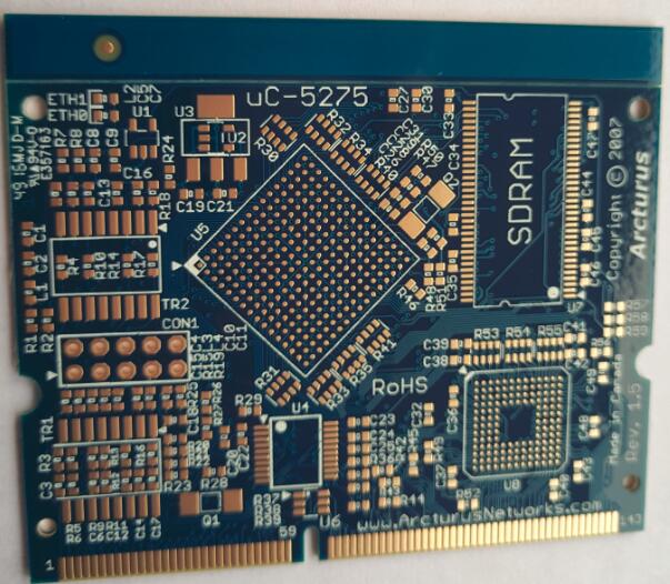 安防網(wǎng)絡(luò)一體機pcb